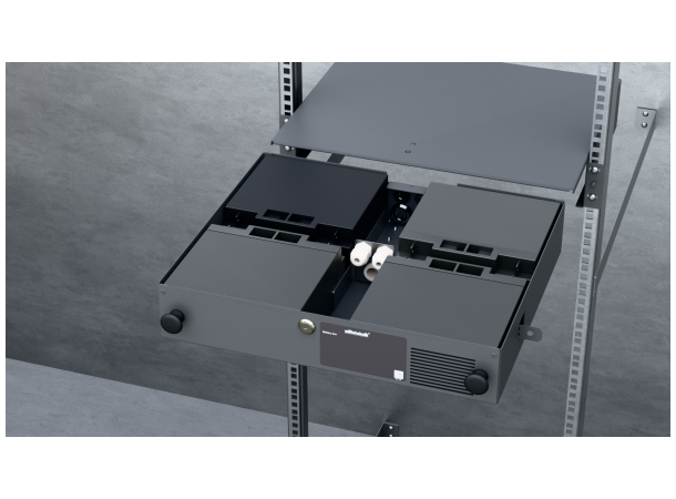 Batteriskap for rackmontering plass til 4x20A batteri (medfølger ikke)