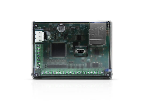 IP universal sender i kabinett