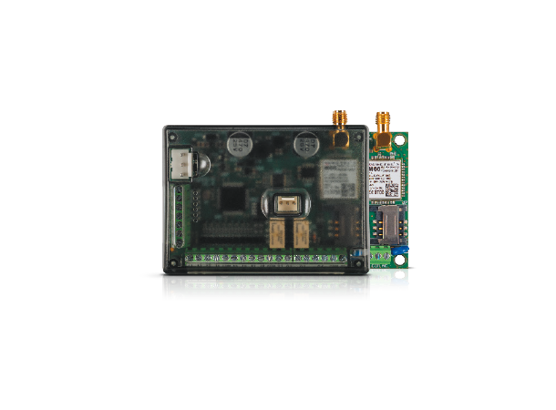 4G (LTE) universal sender i kabinett med antenne