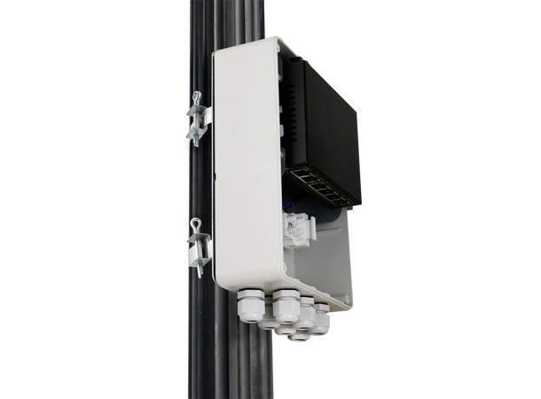 4+2  porter PoE switch utendørs kabinett 30W