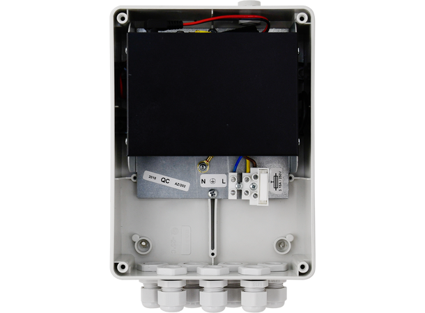 4+2  porter PoE switch utendørs kabinett 30W